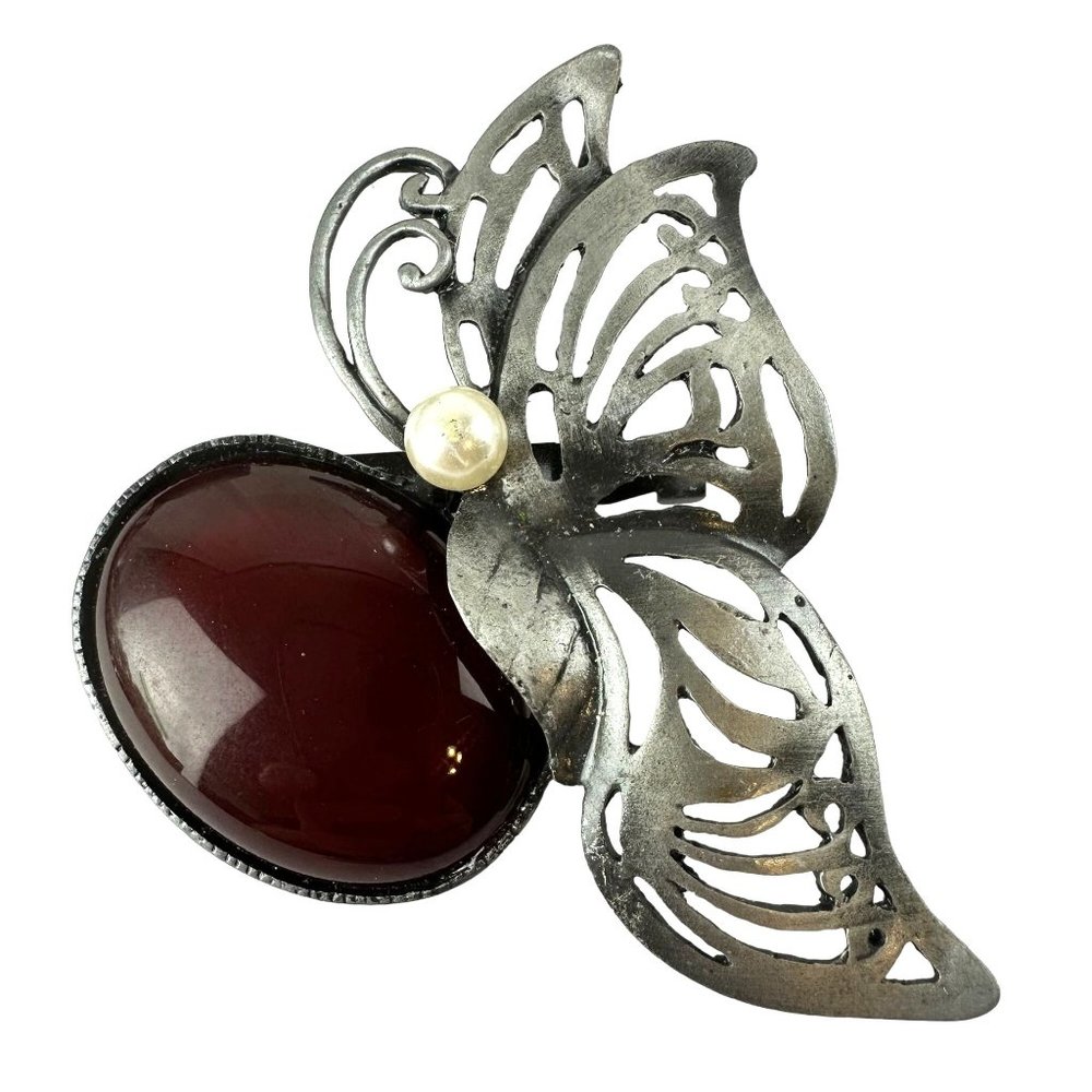Brooch Silver Tone Butterfly on Brown Cabochon with Imitation Pearl